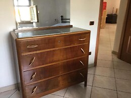 Apartment - Sleeps 4 - Pet Friendly