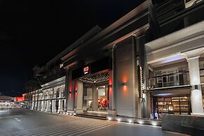 Radisson RED Phuket Patong Beach