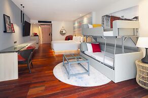 Radisson RED Phuket Patong Beach