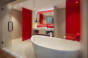 Radisson RED Phuket Patong Beach