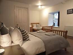 Quarrie House