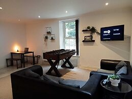 Quarrie House