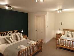Quarrie House