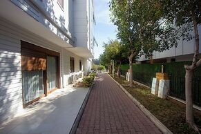 Lara Breeze Homes
