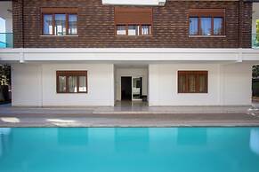 Lara Breeze Homes