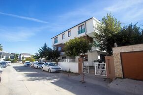 Lara Breeze Homes