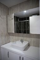 Lara Breeze Homes