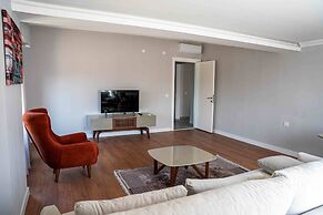 Lara Breeze Homes