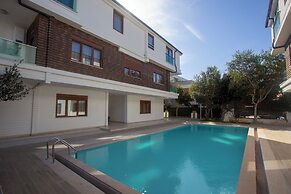 Lara Breeze Homes