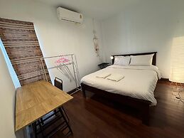 TarTar&Nay Hostel