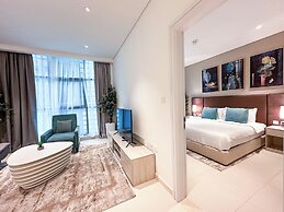 Infinity Pool and Beachfront Apartments - Seven Palm