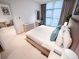 Infinity Pool and Beachfront Apartments - Seven Palm
