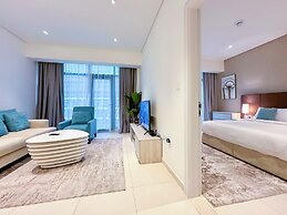 Infinity Pool and Beachfront Apartments - Seven Palm