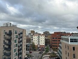 Modern 2 bed With Parking - Grand Exchange Bracknell