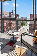 Deo Plaza by Downtown Apartments
