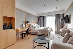 Deo Plaza by Downtown Apartments