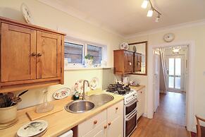 Regents park road single room
