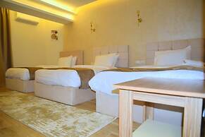pyramids wonders hotel