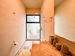 Amazing House With Private Pool in La Veleta