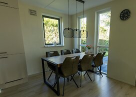 Holiday Home in Ewijk in a Beautiful Area