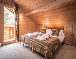 Quietly Located Chalets With Hammam