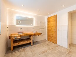 Farmhouse in Bramberg With Sauna & Ski Access