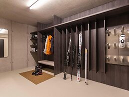 Premium Holiday Apartment With Sauna and Garden