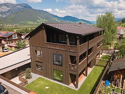 Premium Holiday Apartment With Sauna and Garden