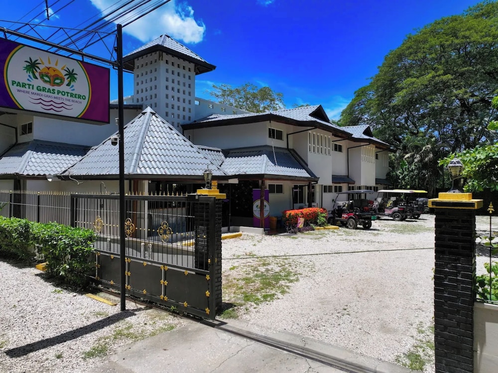 Parti Gras Hotel & Villas en Potrero