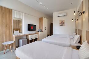 Mazar Pyramids Hotel