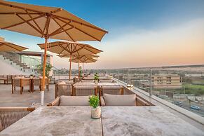 Mazar Pyramids Hotel