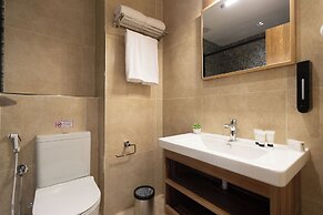 Mazar Pyramids Hotel