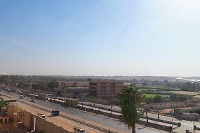 Mazar Pyramids Hotel