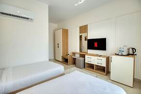 Mazar Pyramids Hotel