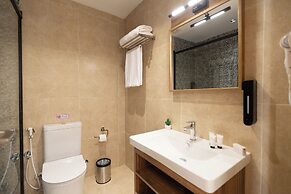 Mazar Pyramids Hotel