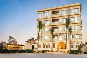 Mazar Pyramids Hotel