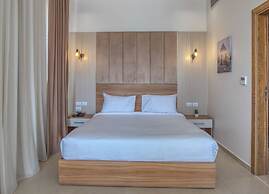 Mazar Pyramids Hotel