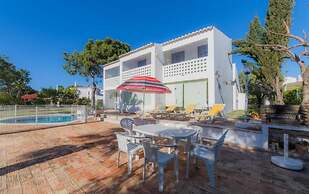 Villa Mexico in Quarteira