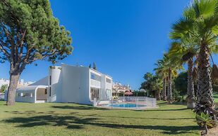 Villa Mexico in Quarteira