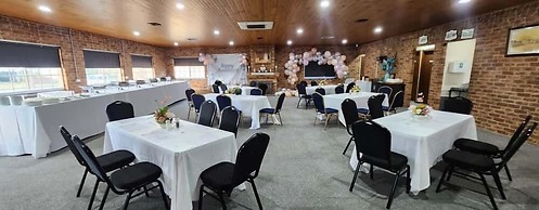 Colonial motor inn