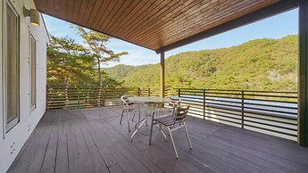 Hongcheon Inmylife Dokche Pension