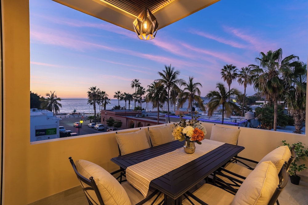 Baja Mar Apartments