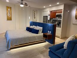 Baja Mar Apartments
