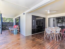 Beachside Escape by Cottonwood