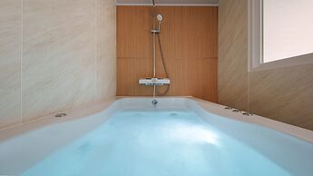 Danyang Greennarae Dokche Poolvilla Pens