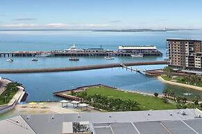 Zenlux 4BR Waterfront Penthouse Pad 270 Panoroma