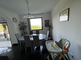 Tranquil Spacious Villa With Private Pool