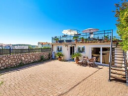 Luxury Rab Apartment With Terrace
