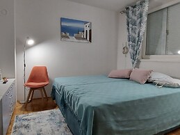 Charming Crikvenica Beachfront Apartment