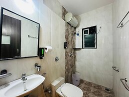 Hotel Yellow House
